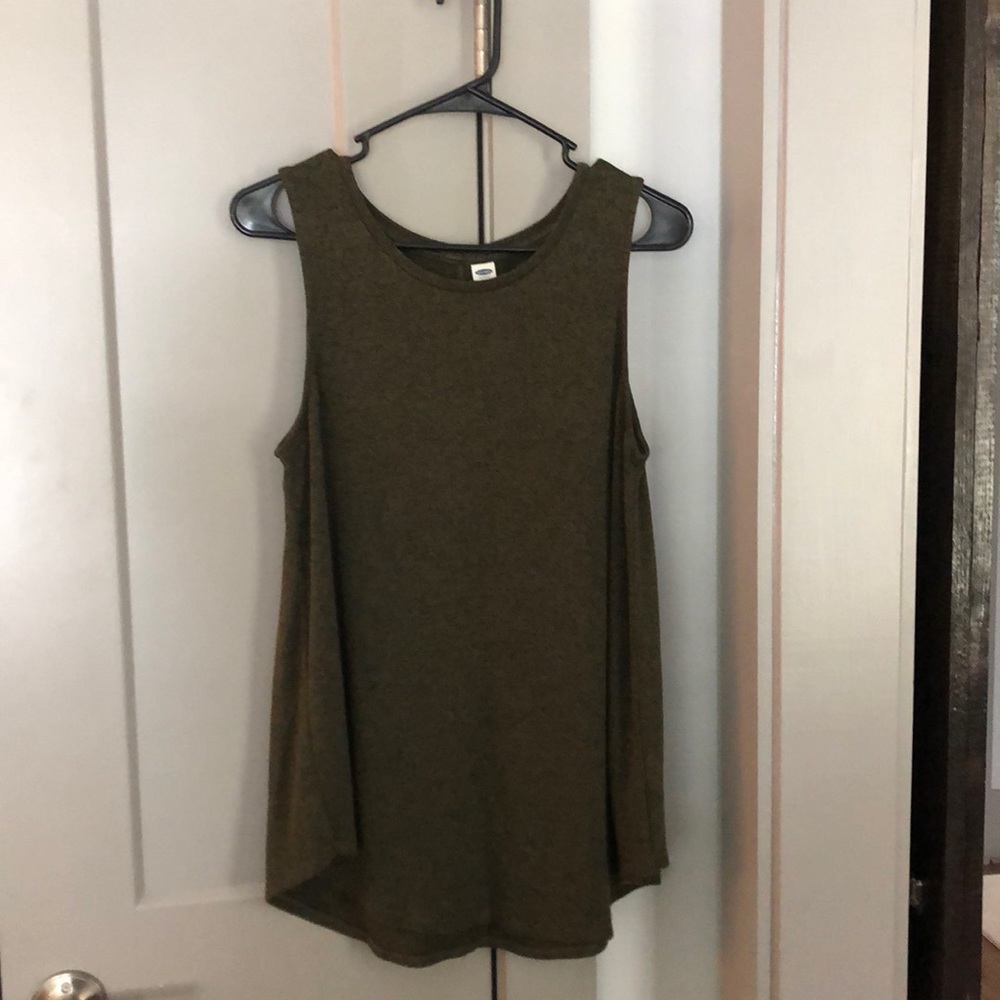 old navy tank
